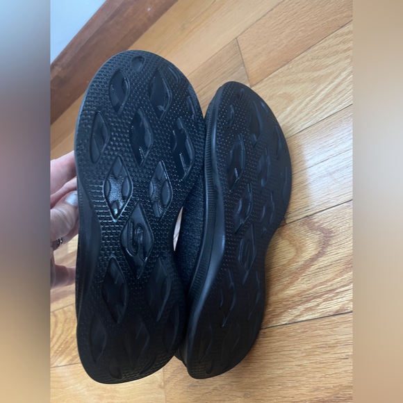 Skechers Goga Max Go Step Lite 14479 Womens Shoes 7 Slip On Slide Black Grey - Picture 7 of 10